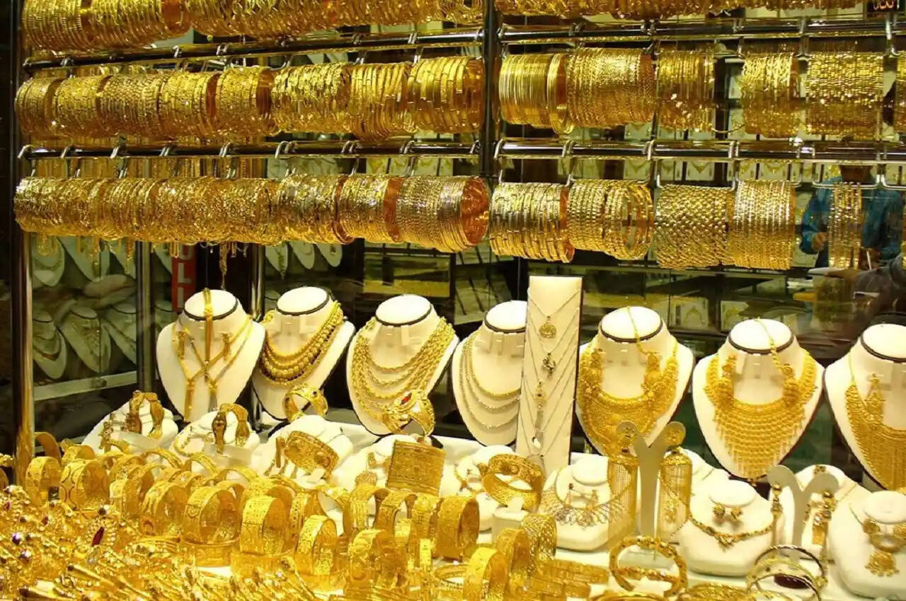 Gold Price Today: सोने और चांदी की कीमत में जबरदस्त तेजी, यहां जानें 14 से 24 कैरेट सोना का ताजा भाव