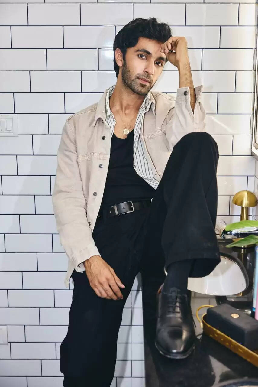 रोहन गुरबक्सानी ने शेयर की खास याद: गोवा के बीच पर कोंकणा सेन शर्मा से ज़िंदगी और कला पर की खोलकर बातें