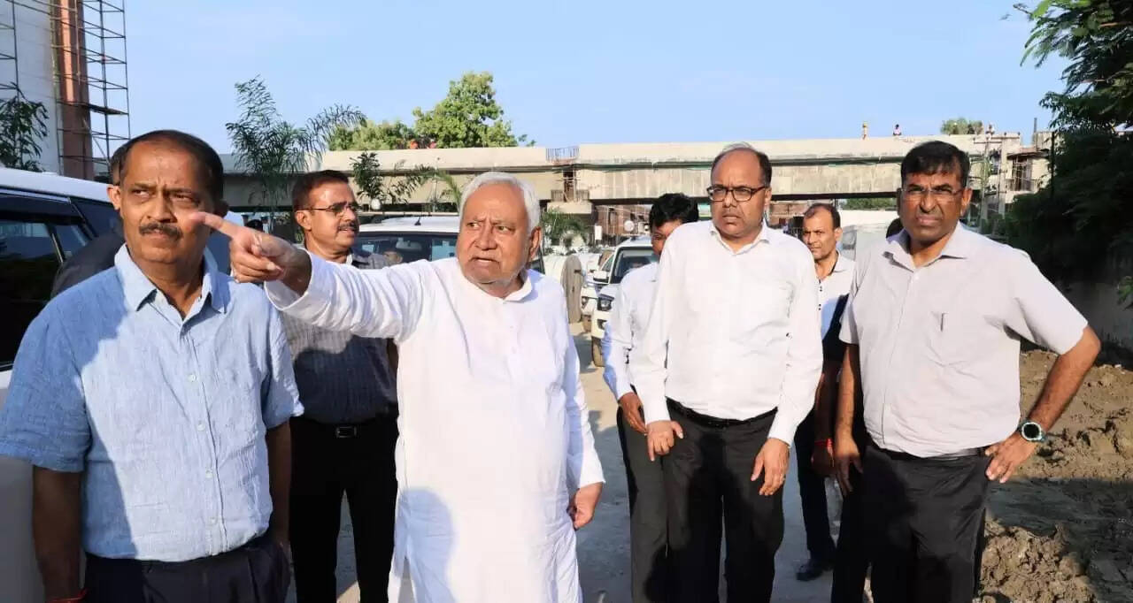 CM नीतीश ने बख्तियारपुर में रेलवे ओवरब्रिज और प्रशासनिक भवन, पाटलिपुत्र विश्वविद्यालय का किया निरीक्षण, जल्द कार्य पूर्ण करने का दिया निर्देश