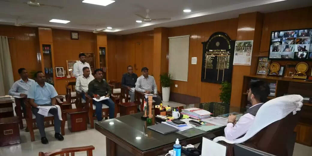 Balodabazar News:&nbsp;सघन जांच अभियान चलाकर उर्वरक की कालाबाजारी पर करें कार्यवाही- कलेक्टर दीपक सोनी&nbsp;