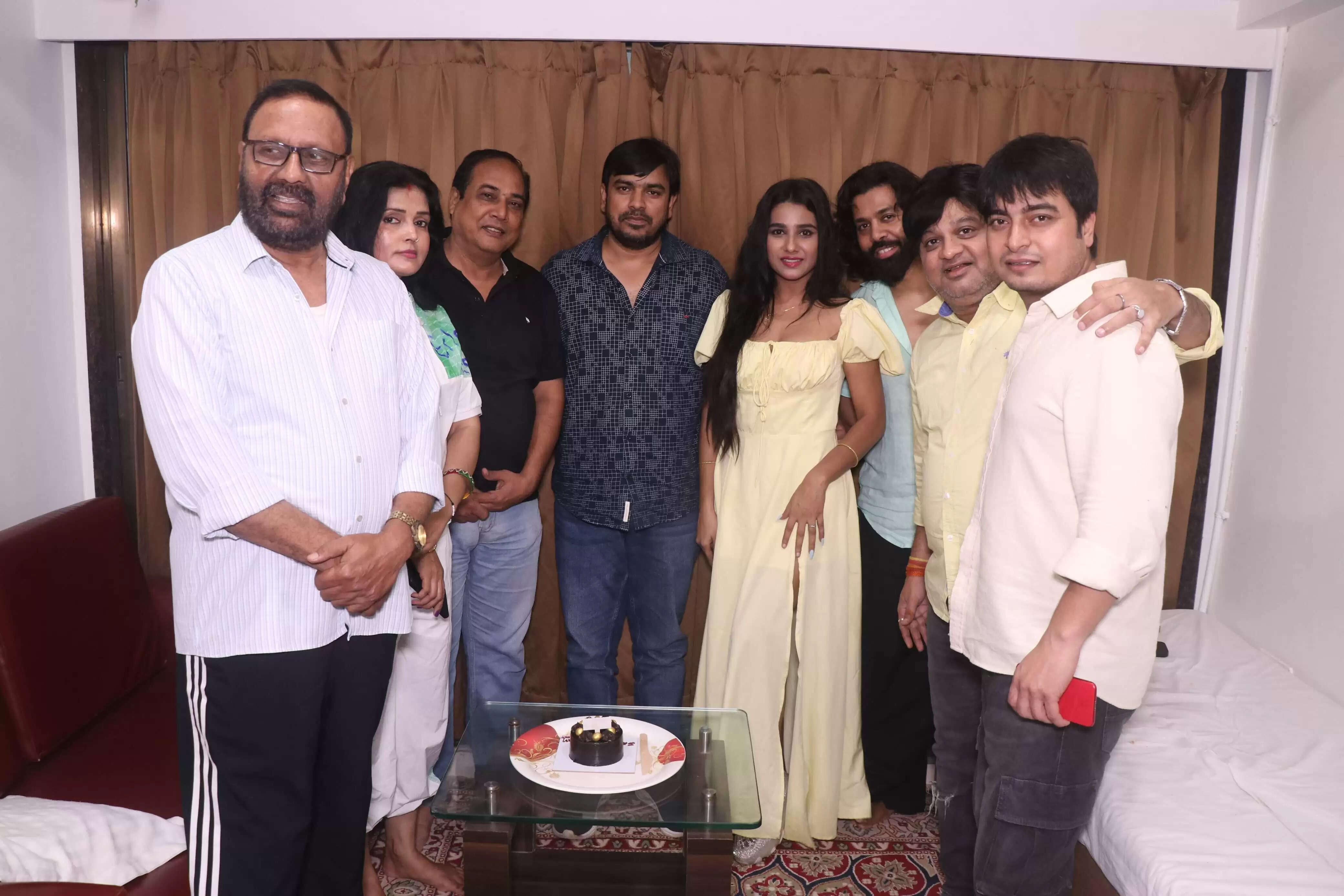 बॉलीवुड की कई हस्तियों ने फिल्म प्रचारक संजय भूषण पाटियाला का जन्मदिन मनाया