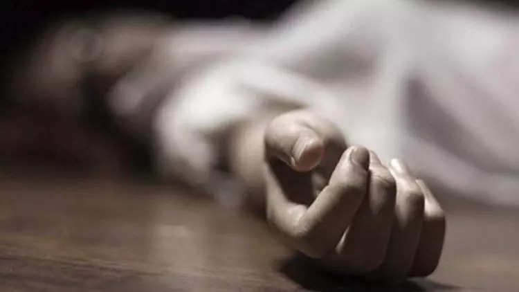 Indore News: इंदौर में महिला ने की आत्महत्या, परिजनों ने ससुराल पक्ष पर दहेज प्रताड़ना का लगाया आरोप