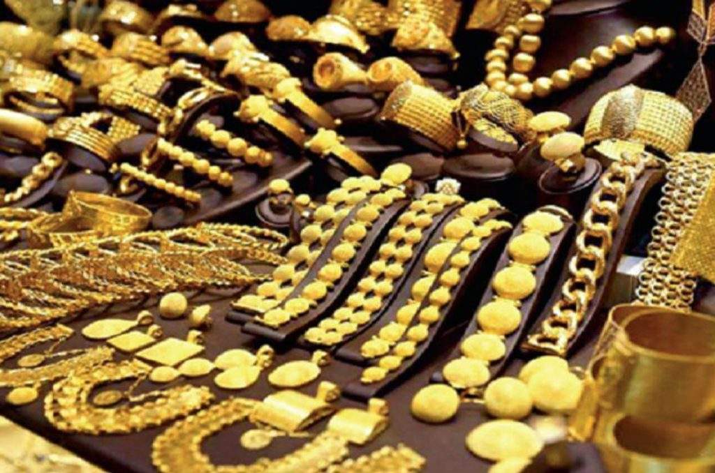 Gold Silver Price Today: चांदी में 2818 रुपये की तेजी, सोना 87 रुपये फिसला
