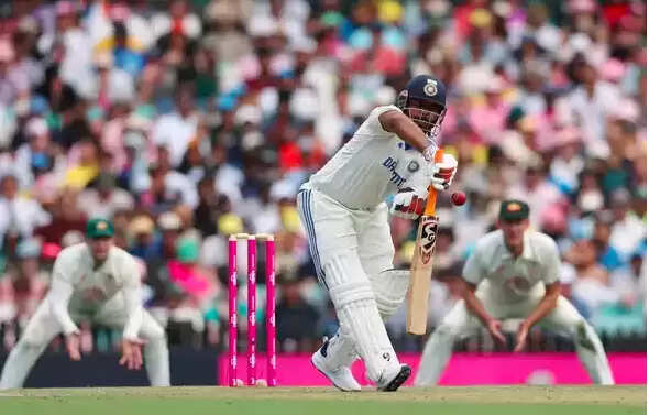 IND vs AUS 5th Test: सिडनी टेस्ट&nbsp;में ऑस्ट्रेलिया के&nbsp;गेंदबाजों का&nbsp;दिखा दबदबा, भारत का स्कोर 105/4 के पार