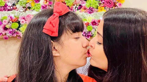 Aaradhya Bachchan: एक्ट्रेस ऐश्वर्या राय बच्चन ने बेटी आराध्या बच्चन के जन्मदिन पर लुटाया प्यार, Lip Kiss पर हुए ट्रोल