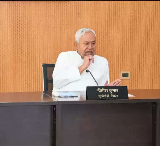 बिहार चुनाव से पहले, सीएम नीतीश का बड़ा मास्टरस्ट्रोक, 'मुख्यमंत्री महिला रोजगार योजना' की शुरू, महिलाओं को मिलेंगे 10 हजार रुपए