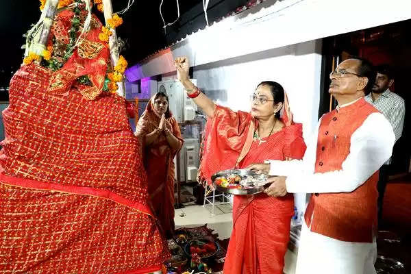 मुख्यमंत्री निवास में तुलसी विवाह और एकादशी की पूजा की