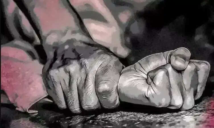 पटना के गोपालपुर में&nbsp;यूपी की नाबालिग लड़की के साथ दुष्कर्म, आरोपी की तलाश में जुटी पुलिस