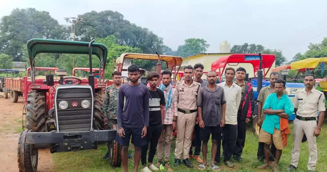 CG News: अवैध रेत खनन पर राजस्व और पुलिस विभाग की संयुक्त टीम ने की बड़ी कार्रवाई,&nbsp;14 ट्रैक्टर किए जब्ती&nbsp;