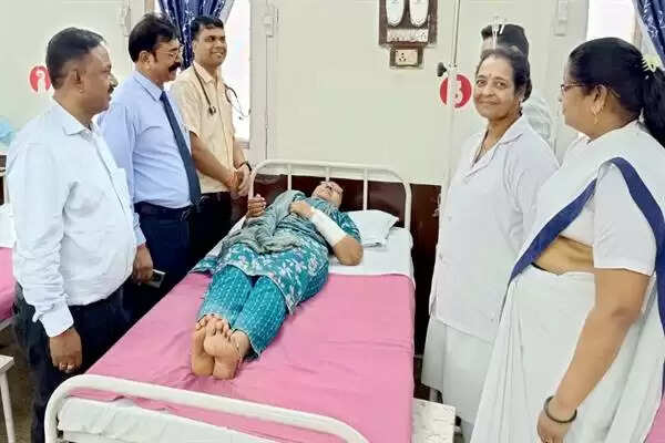 MP News: रोशनी के साथ बेहतर स्वास्थ्य सेवाएं प्रदान कर रहा पॉवर हाउस सारनी