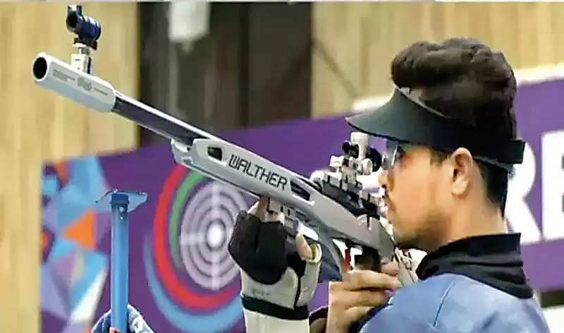 भारत के राइफल शूटर स्वप्निल कुसाले ने शूटिंग World Cup में जीता रजत