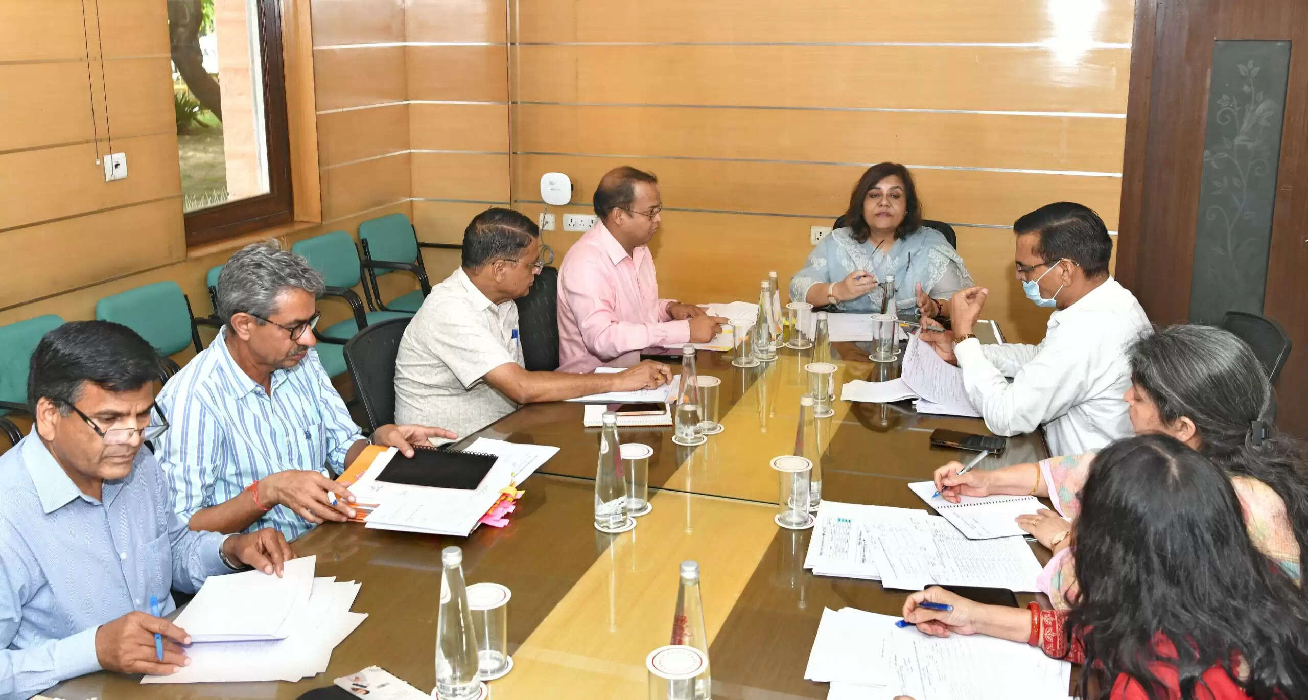 Jaipur News: सामाजिक न्याय एवं अधिकारिता विभाग की अतिरिक्त मुख्य सचिव अरोड़ा ने की निर्माण कार्यों एवं कार्यकारी एजेंसियों की समीक्षा