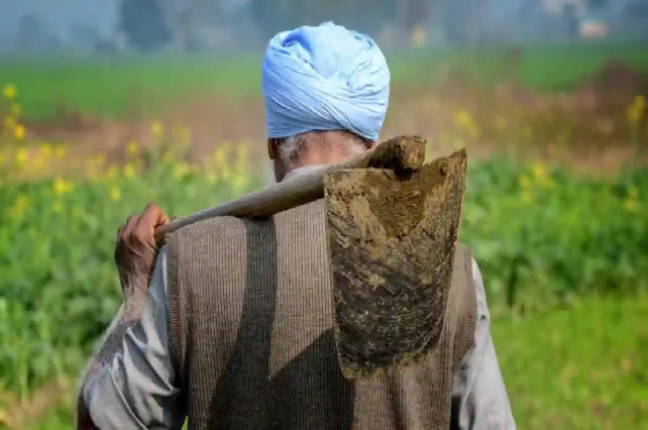 PM kisan Yojana:&nbsp; जानिए कब आएगा खाते में पैसा, 12वीं किस्त का है इंतजार, इस तारीख तक कर लें ये जरूरी काम