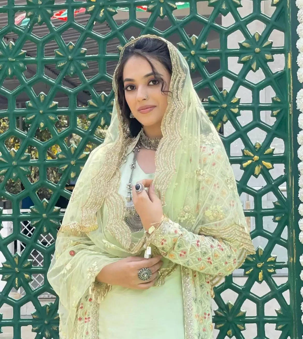 Daily soaps are a blessing: Seerat Kapoor