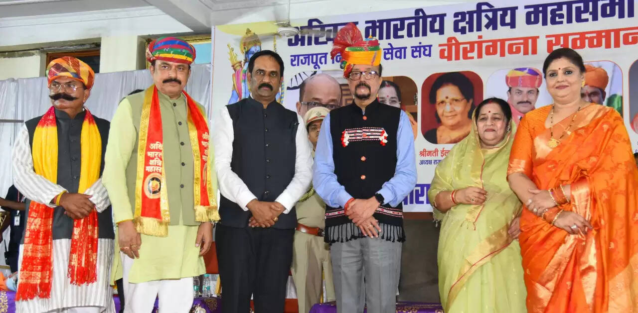 CG News: राज्यपाल डेका ने सरोना में क्षत्रिय दशहरा मिलन समारोह में नारी शक्ति की महत्ता पर डाला प्रकाश