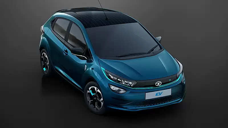 टाटा ने हाल ही में देश की सबसे सस्ती इलेक्ट्रिक कार Tata Tiago EV को लॉन्च किया